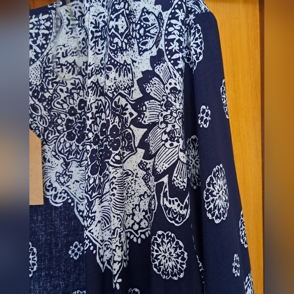 Maxi Length Kimono - Picture 13 of 14